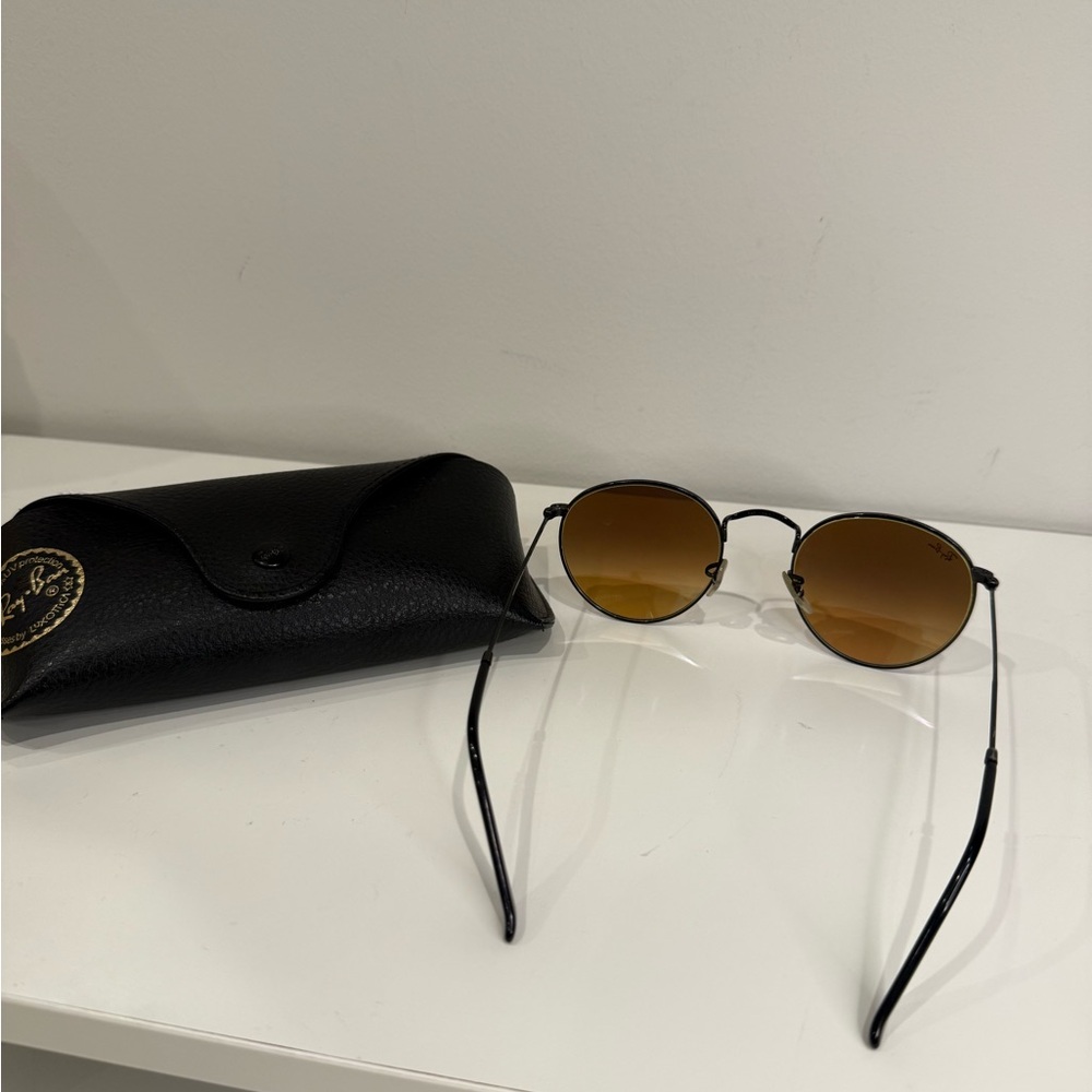 Ray-Ban Round Flash with Gradient Lenses - Picture 4 of 8